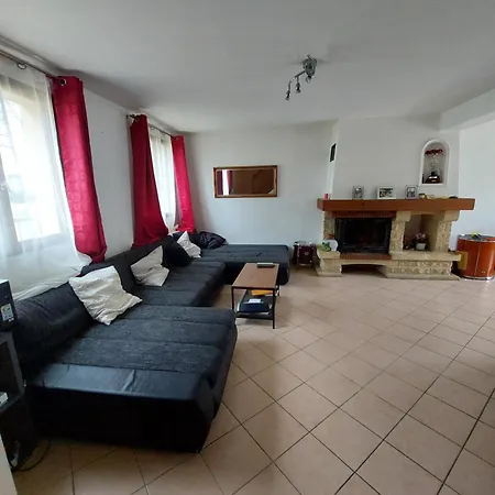 Maison De Holiday home